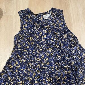 Lightweight floral CURRENT/ELLIOT peplem top